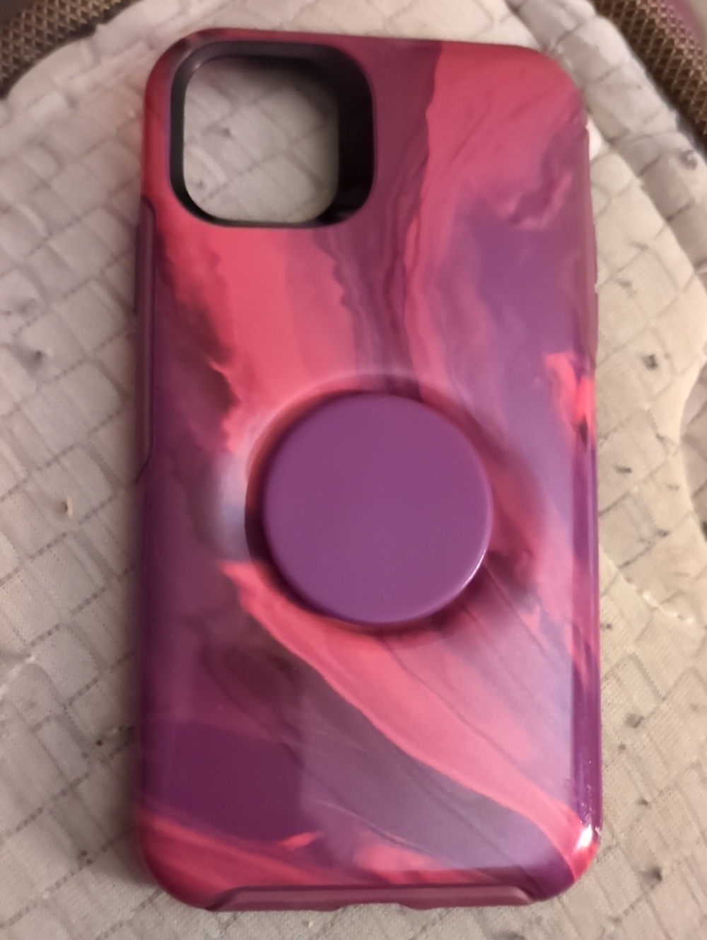 iPhone 11 OtterBox